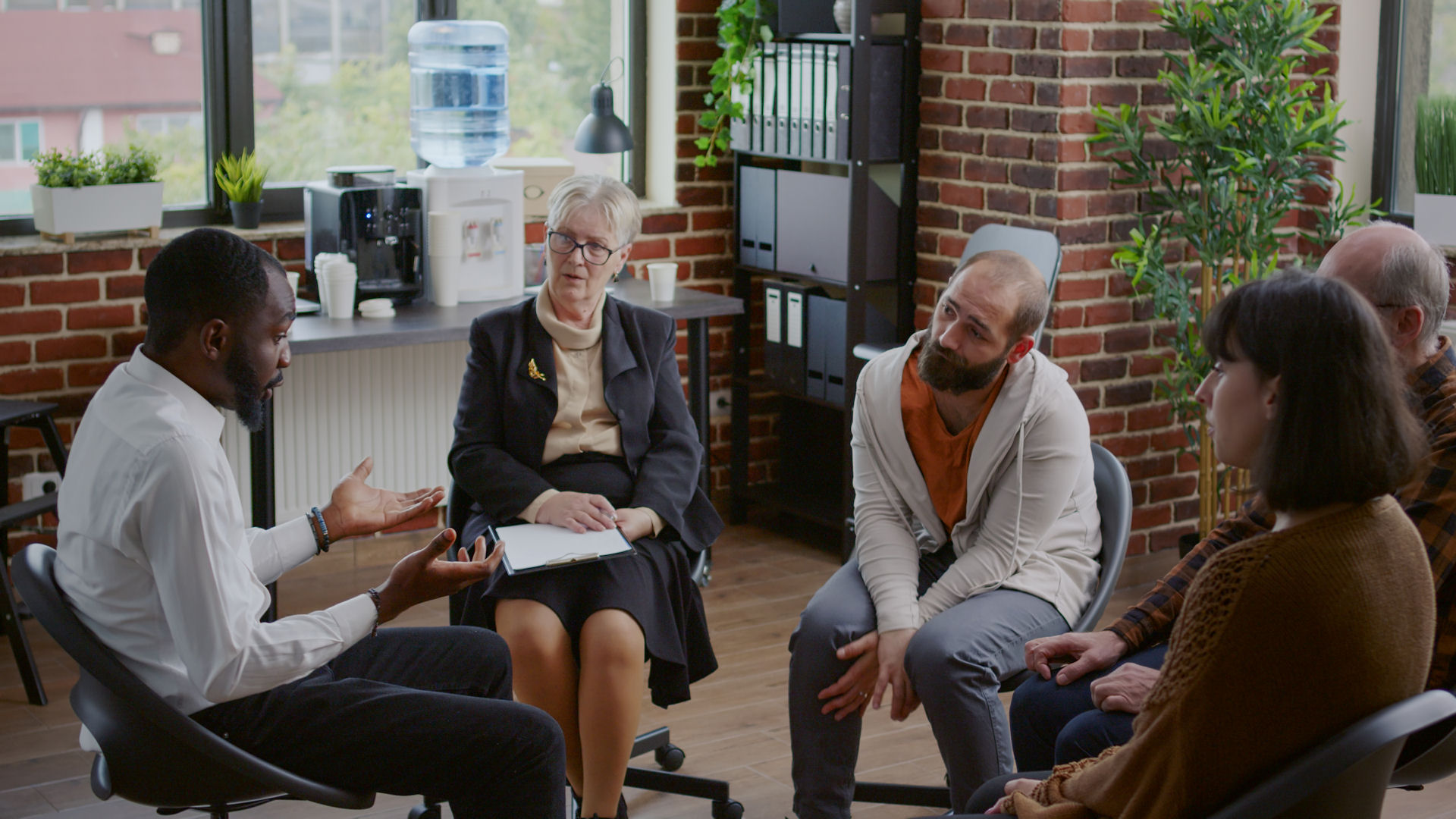 group therapy for addiction treatment in Woodburn, Oregon