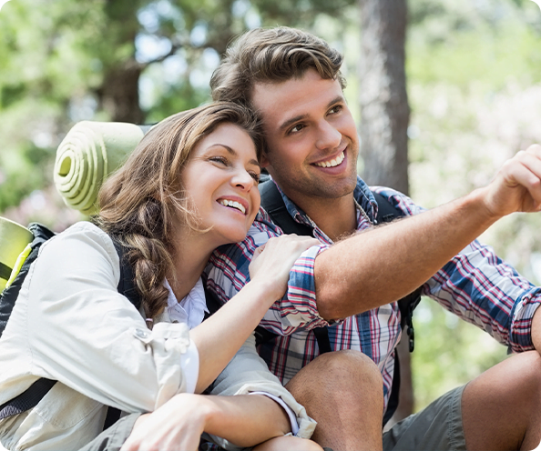 couple participating in a hiking therapy program together