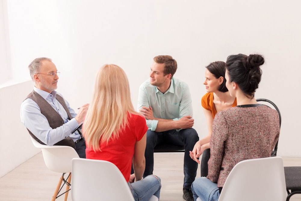 meth recovery group therapy at treatment facility